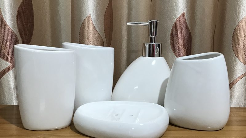 蹲便器排水管预留位置